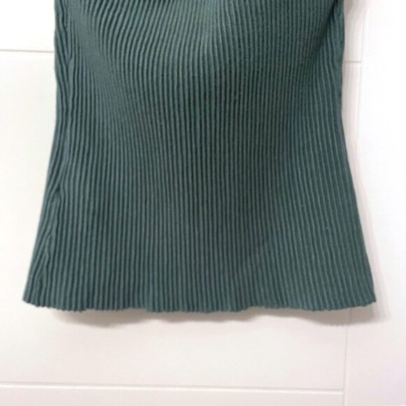 NWT GUESS Ribbed Shayna Ottoman Halter Mock Neck Sleeveless Tank Sweater Small - Picture 9 of 15